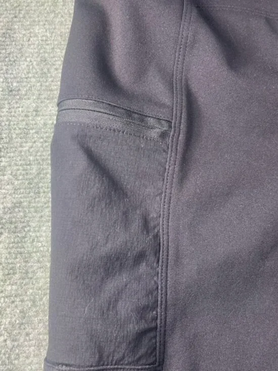Carhartt Black Leggings with Side Utility Pockets - Picture 2 of 9